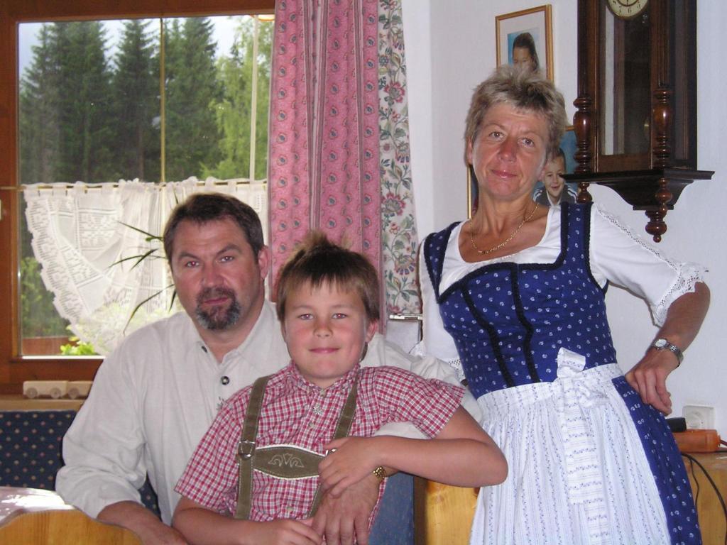 Ferienhaus Rosi Sankt Martin am Tennengebirge Exterior foto